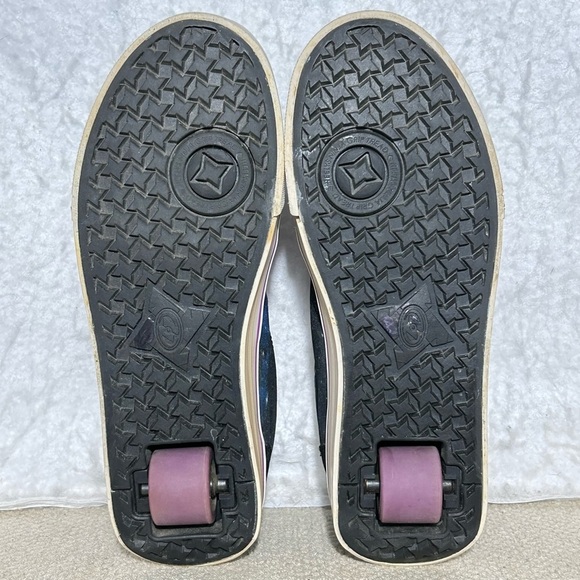 Heelys Youth/Kids Blue/Purple Launch 2 Wheeled Sneakers Shoes SZ EU 38 & W7 & 6Y - Picture 8 of 11